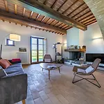 Le Vigne, 8 Pax, Private Pool, Comfort Villa Cortona