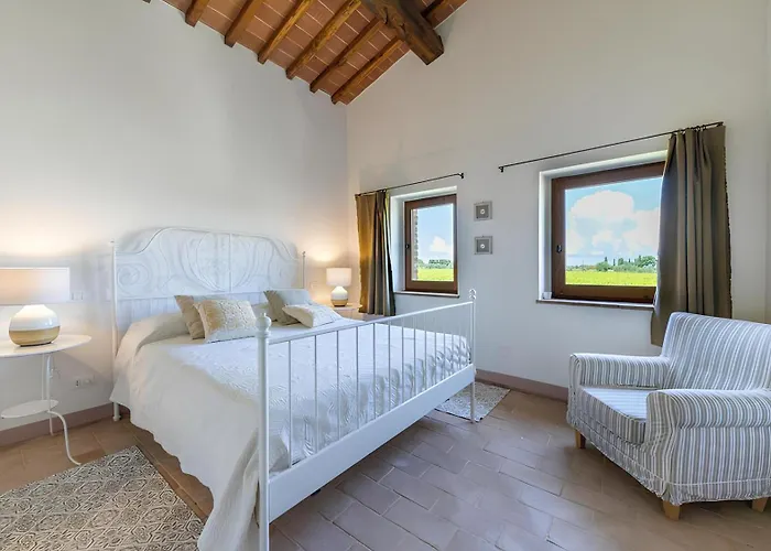 فيلة Le Vigne, 8 Pax, Private Pool, Comfort *